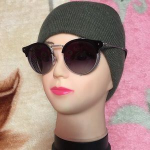 Authentic Valentino Women Sunglasses Cat eye